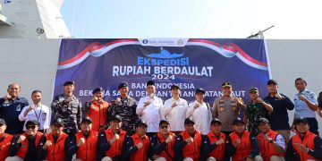TNI Angkatan Laut Jaga Rupiah Tetap Perkasa di Pulau Terluar