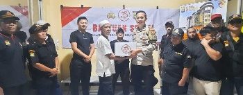 Bantuan Sosial Dengan Berbagi Kepada Warga Kelurahan Kebon Melati