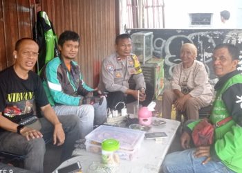 Sambangi Ojek Online, Bhabinkamtibmas Cideng Beri Imbauan Kamtibmas