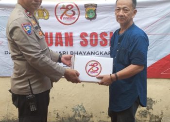 Peduli Berbagi Kepada Warga RW 03 Kelurahan Kebon Kacang