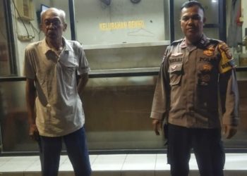 Aiptu Heri Murgianta Patroli Dialogis Dan Sambangi Poskamling RW 06 Kelurahan Bendungan Hilir