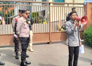 Polsek Kemayoran Mengamankan Aksi Unjuk Rasa Didepan Kantor BPN Jakarta Pusat