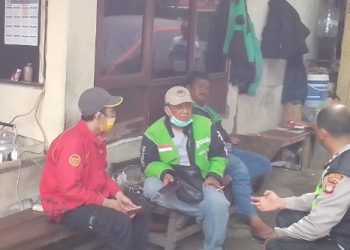 Kapolsubsektor Cempaka Putih Barat Sampaikan Imbauan Ke Ojol