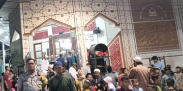 Polsek Kemayoran Mengamankan Kegiatan Pawai Obor Dalam Rangka Memperingati Malam 1 Muhharam 1446 Hijriah