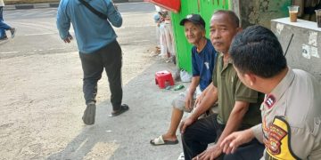 Bhabinkamtibmas Patroli Ke Pemukiman RW 06 Kelurahan Kebon Kacang