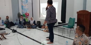 Cegah Kenakalan Remaja Polsek Cempaka Putih Laksanakan Police Goes To School