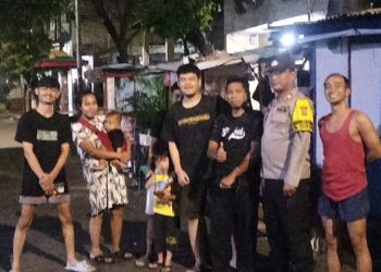 Patroli Pemukiman Aiptu Sunarto Sambangi Warga