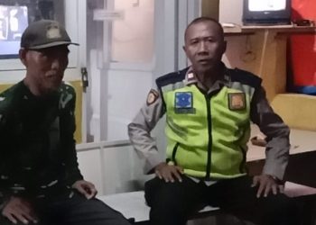 Aiptu Prayogo Berikan Imbauan Ke Petugas Siskamling