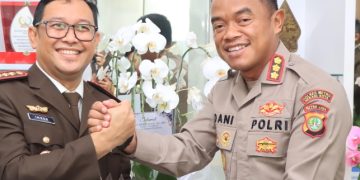 Kapolres Metro Bekasi Kota Silaturahmi ke Kejari Bekasi, Jalin Kemitraan Dalam Rangka Hari Bhakti Adhyaksa ke-64