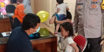 Unit Binmas Polsek Sawah Besar melaksanakan Sambang dan Monitoring Kegiatan Warga.