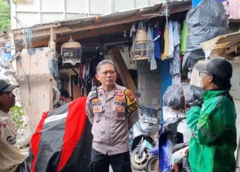 Imbauan Kamtibmas Warga Di Pinggir Kali Krukut Kelurahan Karet Tengsin