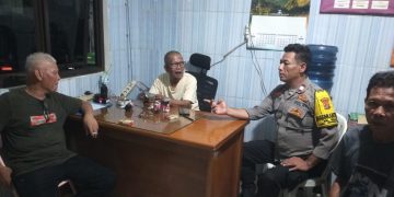 Bhabinkamtibmas Kelurahan Galur Sambang Ke Pos RW 06 Kelurahan Galur