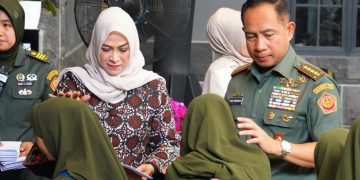 Tanda Rasa Syukur, Panglima TNI Beri Santunan Anak Yatim