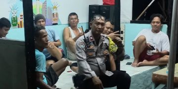 Bhabinkamtibmas Kelurahan Kwitang Melaksanakan Kegiatan Sambang dan Patroli Dialogis