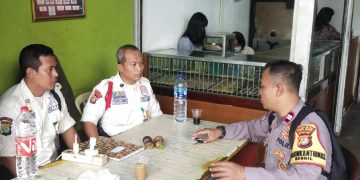 Bhabinkamtibmas Kelurahan Bendungan Hilir Patroli Dialogis Pasar Benhil