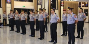 Kapolri Pimpin Kenaikan Pangkat 16 Pati Polri
