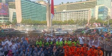 Polsek Sawah Besar Gelar Upacara Bendera Dalam Rangka Bulan Kebangsaan Di Bundaran Hotel Indonesia