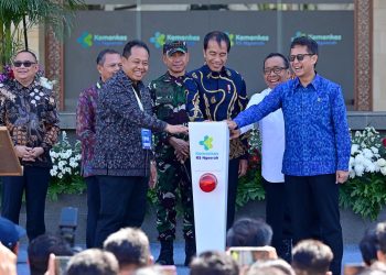 Panglima TNI Dampingi Presiden Jokowi Resmikan Gedung Pelayanan Kesehatan Ibu dan Anak di RS Ngoerah Denpasar