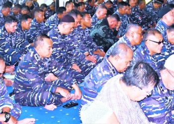 SAMBUT HUT KE-79 TNI AL, LANTAMAL I LAKSANAKAN DOA BERSAMA