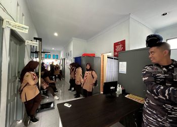 TINGKATKAN SEMANGAT JALESVEVA JAYAMAHE, LANAL SIMUELUE GELAR NAVAL BASE OPEN DAY DALAM RANGKAIAN HUT KE-79 TNI ANGKATAN LAUT