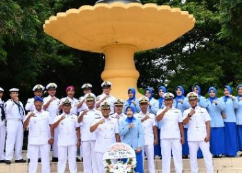 Jelang Hari Jadi Ke-79 TNI AL, Lanal Sabang Laksanakan Ziarah Ke Taman Makam Pahlawan