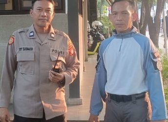 Patroli Sore Hari 1053 Samapta Polsek Metro Tanah Abang Sambangi Petugas Keamanan Plaza Timur GBK Senayan