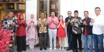 Danlanal Bintan Bersama Forkompimda Tanjungpinang Kunjungi Masyarakat Yang Merayakan Tahun Baru Imlek 2576/2025