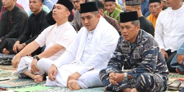 Shalat Idul Fitri Komandan Lanal Bersama Forkopimda Bintan