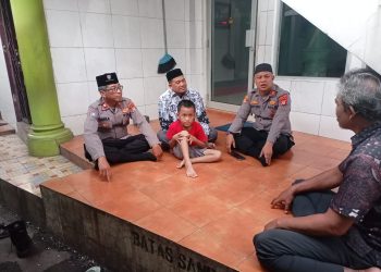 Jalin Sinergitas Kepolisian dan Ulama Kapolsek Bekasi Barat Kunjungi Ketua Ranting PBNU Kota Baru