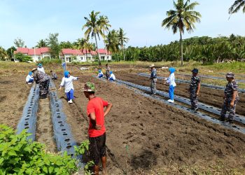 Posal Pangandaran Lanal Bandung Tunjukkan Komitmen Dalam Mendukung Program Ketahanan Pangan Nasional