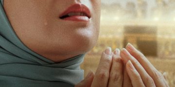 Rilis Teaser Poster, Film Assalamualaikum Baitullah Gambarkan Pedihnya Ketika Doa Tak Juga Dijawab, Akankah Pulang ke Baitullah Menjadi Jawabannya?