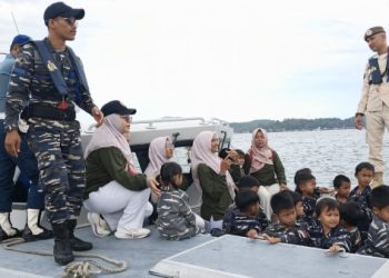 TNI AL Laksanakan Joy Sailing Untuk Siswa/Siswi TK Yayasan Hang Tuah Lanal Dabo Singkep